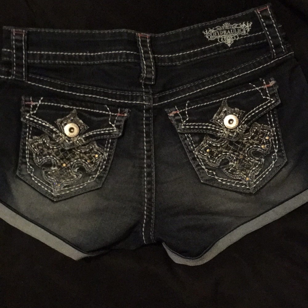 Shorts - Picture 2 of 2
